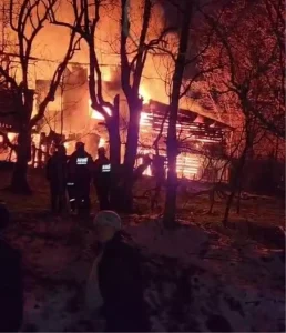 Eskipazar’da Yangın: Ahşap Ev Kullanılamaz Hale Geldi