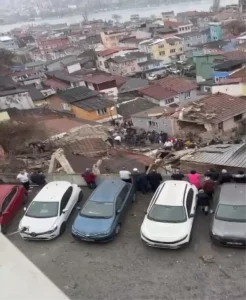 FATİH’te Doğal Gaz Patlaması: İki Bina Çöktü
