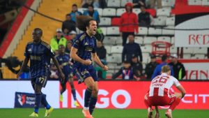 Fenerbahçe, 3. kez 2-0 geriye düştüğü maçta puan aldı