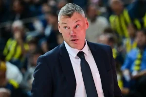 Fenerbahçe Beko’yu çalıştıran Sarunas Jasikevicius Dubai’de mahsur kaldı
