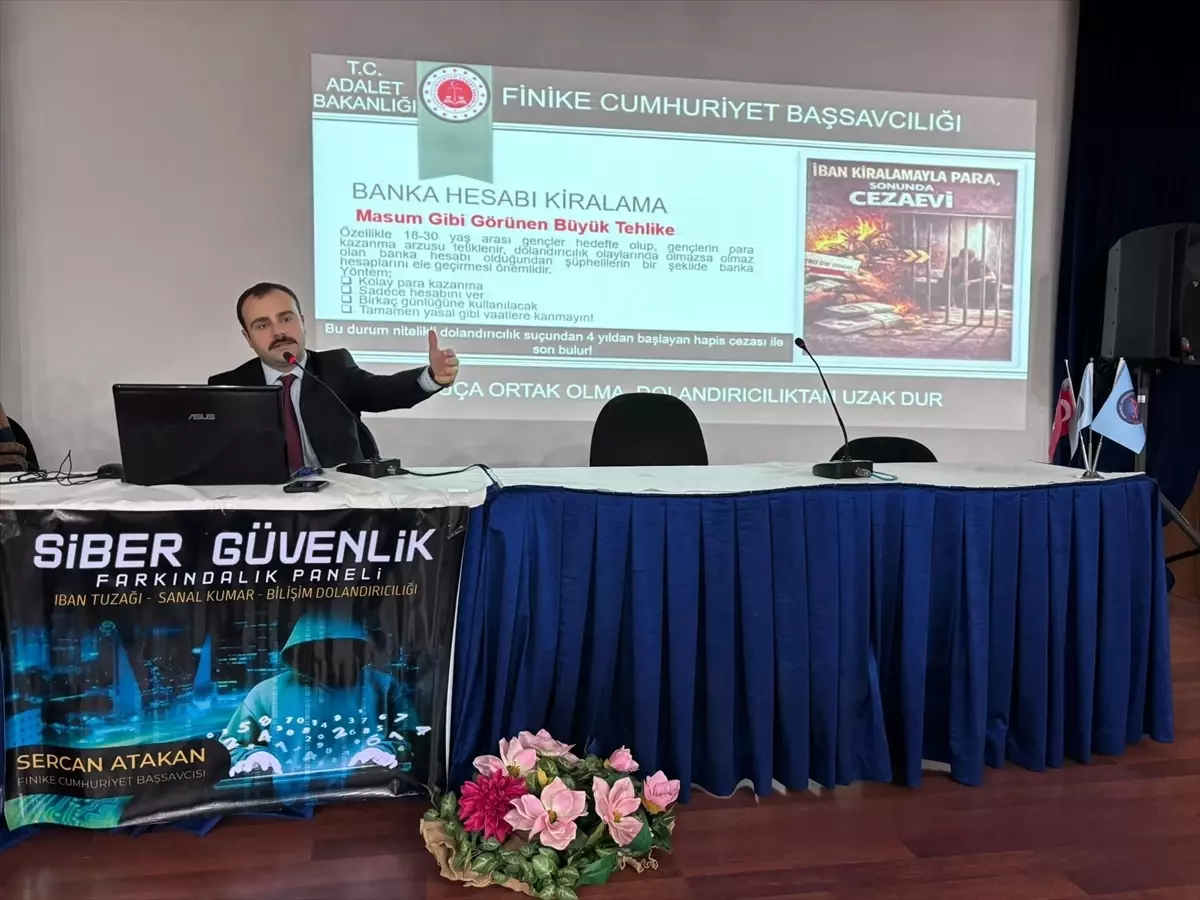 Finike’de Siber Suç Farkındalığı Semineri