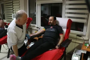 Galatasaray Taraftarlarından Anlamlı Kan Bağışı