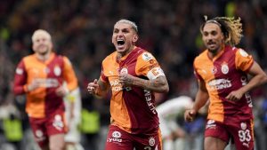 Galatasaray’dan Fenerbahçe’nin puan kaybı sonrası paylaşım