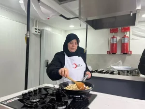 Gazzeli Kadınlardan Kızılay’a İftar Teşekkürü