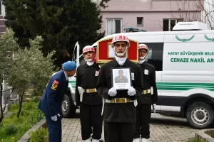 Genç Asker Umut Budak Toprağa Verildi