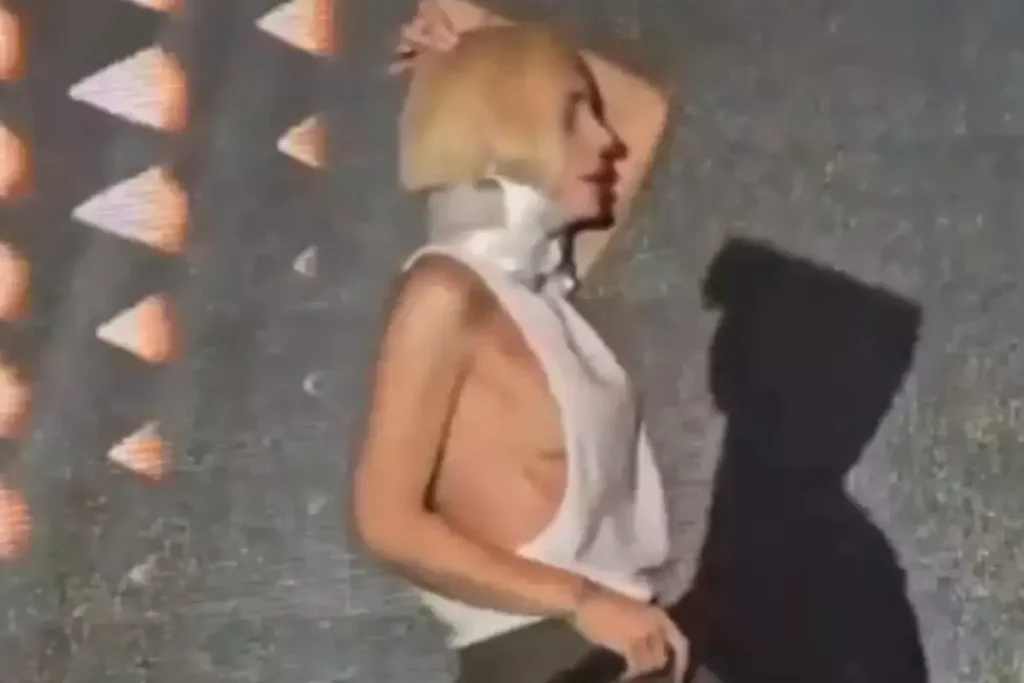 Gülşen’in bayram tarzı dile düştü: Bu ne biçim pantolon