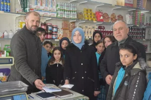 Gümüşhane’de ortaokul öğrencileri “zimem defteri” geleneğini yaşattı