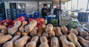 Günde 15 bin araç giriş yapıyor: Türkiye’nin sebze ihtiyacının yarısı bu halden karşılanıyor