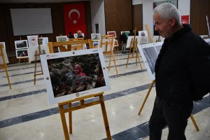 Hakkari’de 15. Tarım ve Orman Fotoğraf Sergisi Açıldı