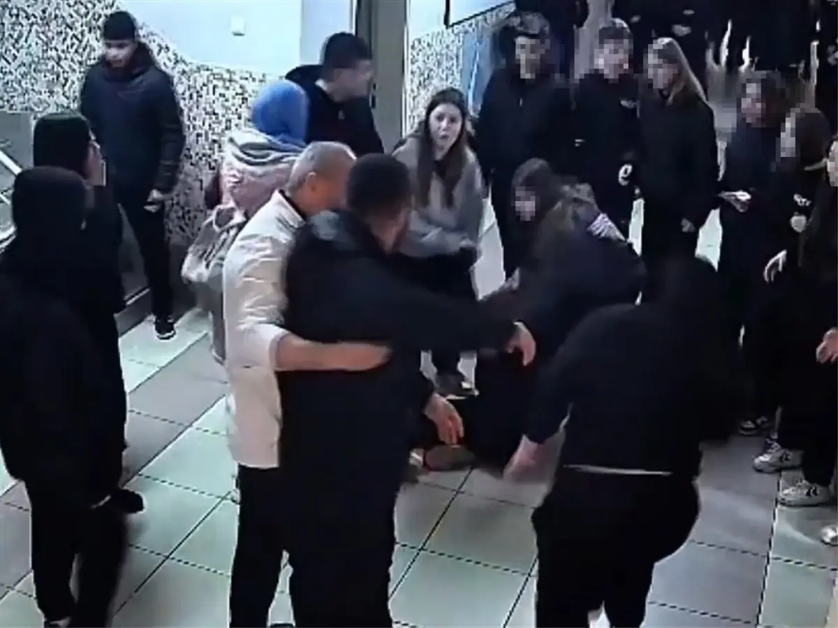 Halterci Öğrenci Okulda Kavga Etti