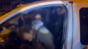 Hatay’da göçmenleri araçta tıka basa taşırken yakalandı: İnsan tacirine 102 bin lira ceza