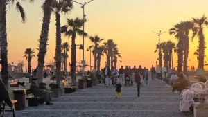 Hatay’da Güzel Hava, Sahilde Yoğunluk Oluşturdu