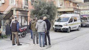 Hatay’da hırsızlar, yaşlı kadının altınlarını çalıp darbetti