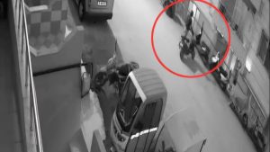 Hatay’da iftar saatinde motosiklet hırsızlığı kamerada