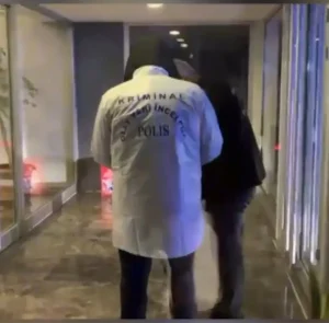 Hemşire Düşerek Hayatını Kaybetti