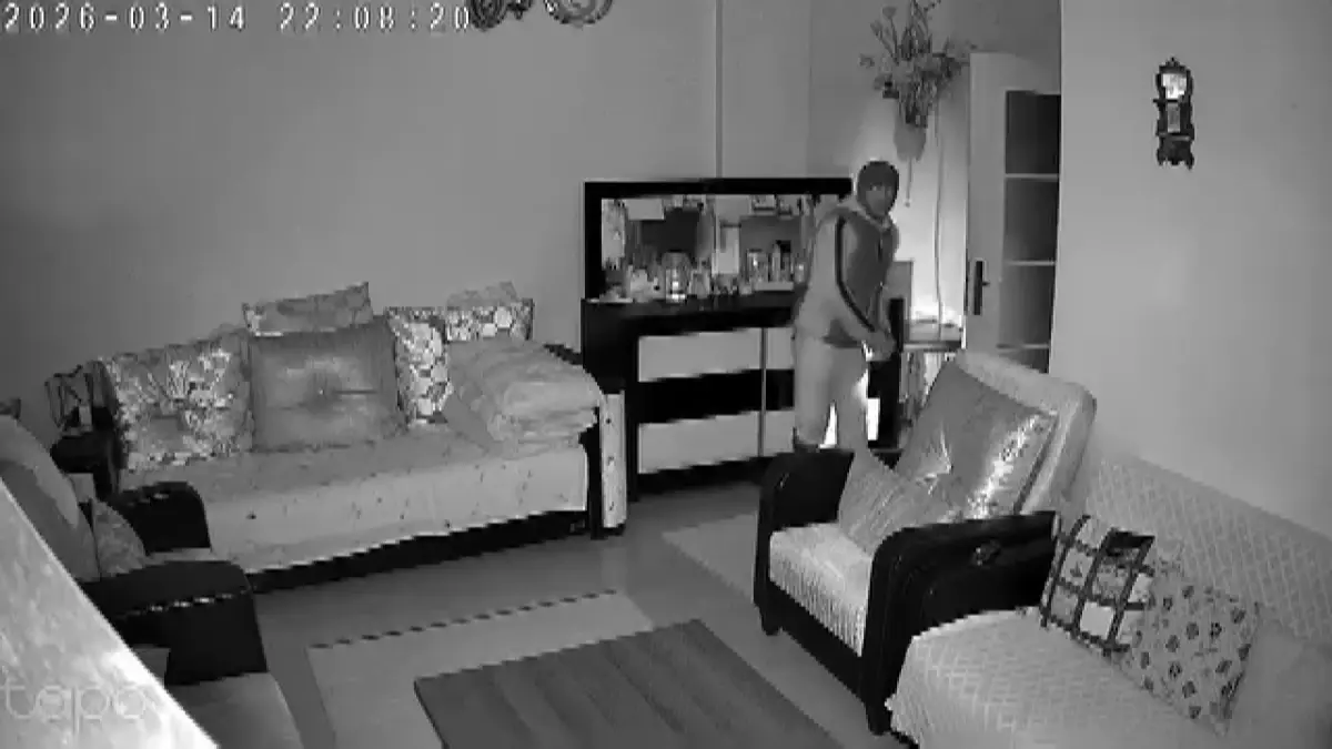 Hırsız, Ev Sahibinin Seslendirmesiyle Kaçtı