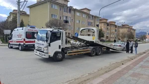 Hisarcık’ta Trafik Kazası: 2 Yaralı