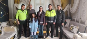 Hizan’da polislerden şehit ailesine bayram ziyareti