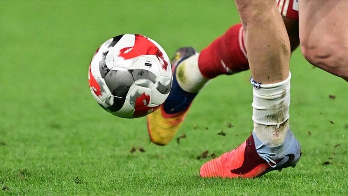 IFAB, futbolda zaman geçirmeye yönelik önlemlerle ilgili kararları onadı!