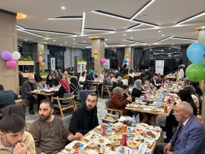 İHH Sivas’ta İftar Programı Düzenledi