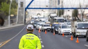 İlber Ortaylı uğurlanacak: İstanbul’da bazı yollar trafiğe kapatılacak
