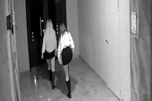 İlişki vaad edip evlerine çağırdıkları erkeklere kabusu yaşattılar