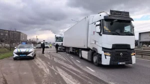 İnegöl’de Tanker ve Tır Çarpıştı