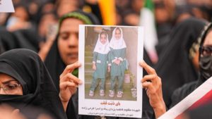 İran Dışişleri Bakanı Arakçi: ABD’nin okul saldırısı savaş suçudur