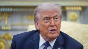 İran krizi sürerken Trump’tan petrol fiyatları öngörüsü