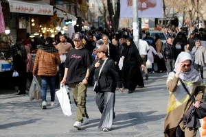 İranlılar ABD Müzakerelerini Tartışıyor