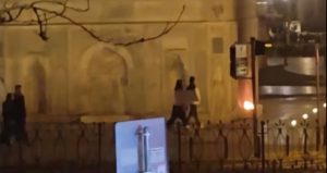 Isınmak için 3 asırlık çeşmeyi yaktı! Akıllara durgunluk veren bir savunma yaptı