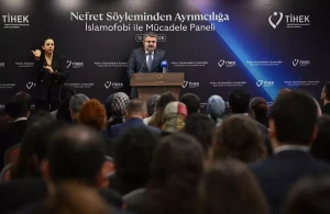 İslamofobiyle Mücadele Paneli Düzenlendi