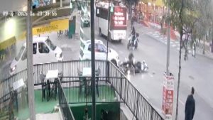 Isparta’da kontrolsüz kavşakta kazalar alarm veriyor