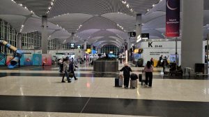 İsrail-İran gerginliği 227 uçuşu iptal ettirdi