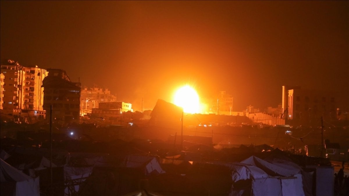 İsrail’in Gazze’ye düzenlediği saldırılarda bir polis hayatını kaybetti