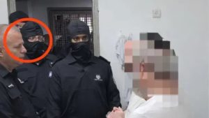 İsrailli Bakan Gvir, Filistinli esirlerin tutulduğu hapishaneye gardiyan kılığında baskın yaptı