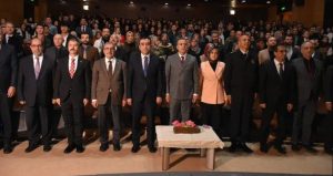 İstiklal Marşı’nı Arapça okudular! Devletimizi temsil edenler izlemekle yetindi