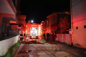 İzmir Buca’da Mobilya Atölyesi Yangını