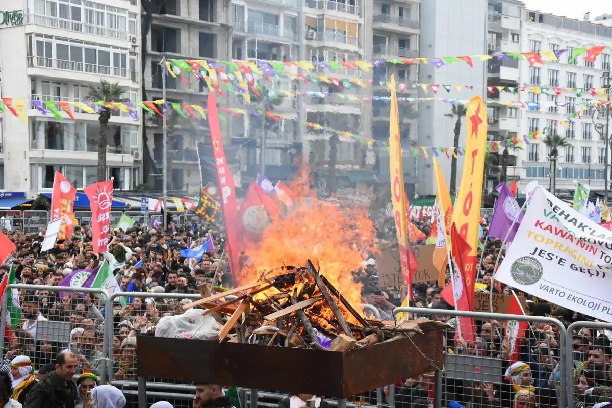 İzmir’de Nevruz Kutlaması