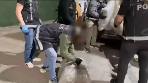 İzmir’de Uyuşturucu Operasyonu: 1 Ton Skunk Ele Geçirildi