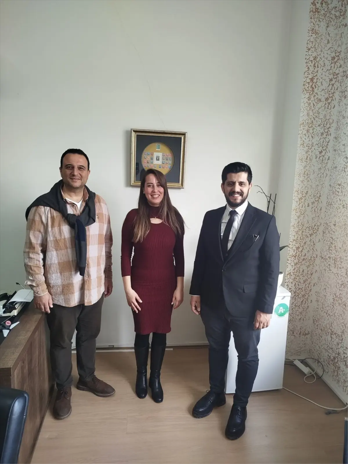 Kadınlar Günü’nde Karanfil İkramı