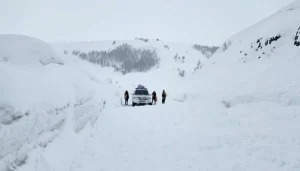 Kapatılan Yolun Ardından Hastalar Kurtarıldı