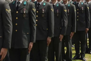 Kara Kuvvetleri’ne FETÖ operasyonu! Çok sayıda asker gözaltına alındı