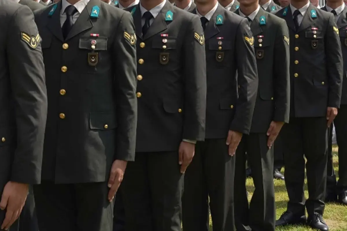 Kara Kuvvetleri’ne FETÖ operasyonu! Çok sayıda asker gözaltına alındı