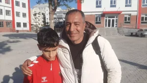 Katar’da mahsur kalan Kuşadası Küçükada Spor Kulübü mensupları Türkiye’ye döndü