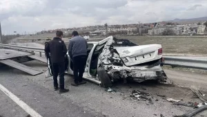 Kayseri’de Tır Otomobile Çarptı: 1 Yaralı