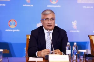 Kazakistan’da Anayasa Referandumu Geçerli