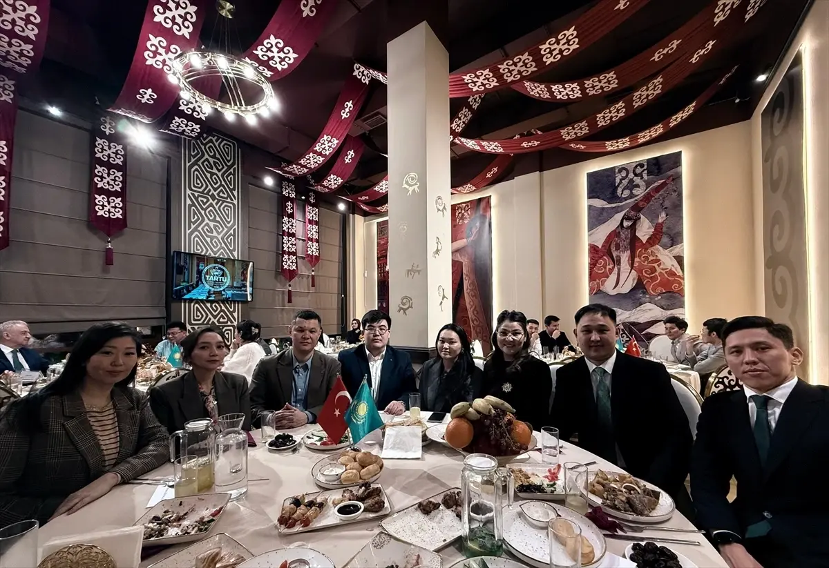 Kazakistan’da Türkiye Mezunları İftarda Buluştu