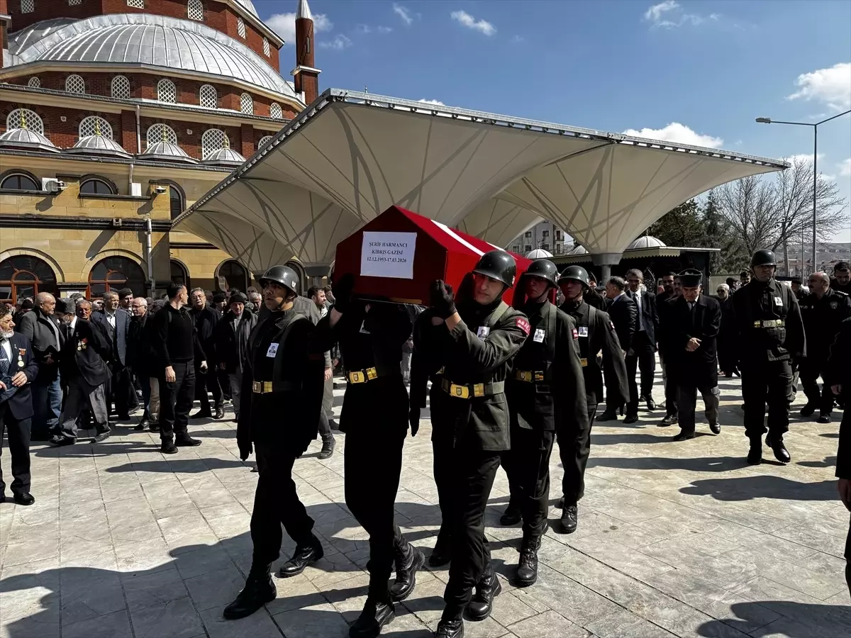 Kıbrıs Gazisi Şerif Harmancı Son Yolculuğuna Uğurlandı