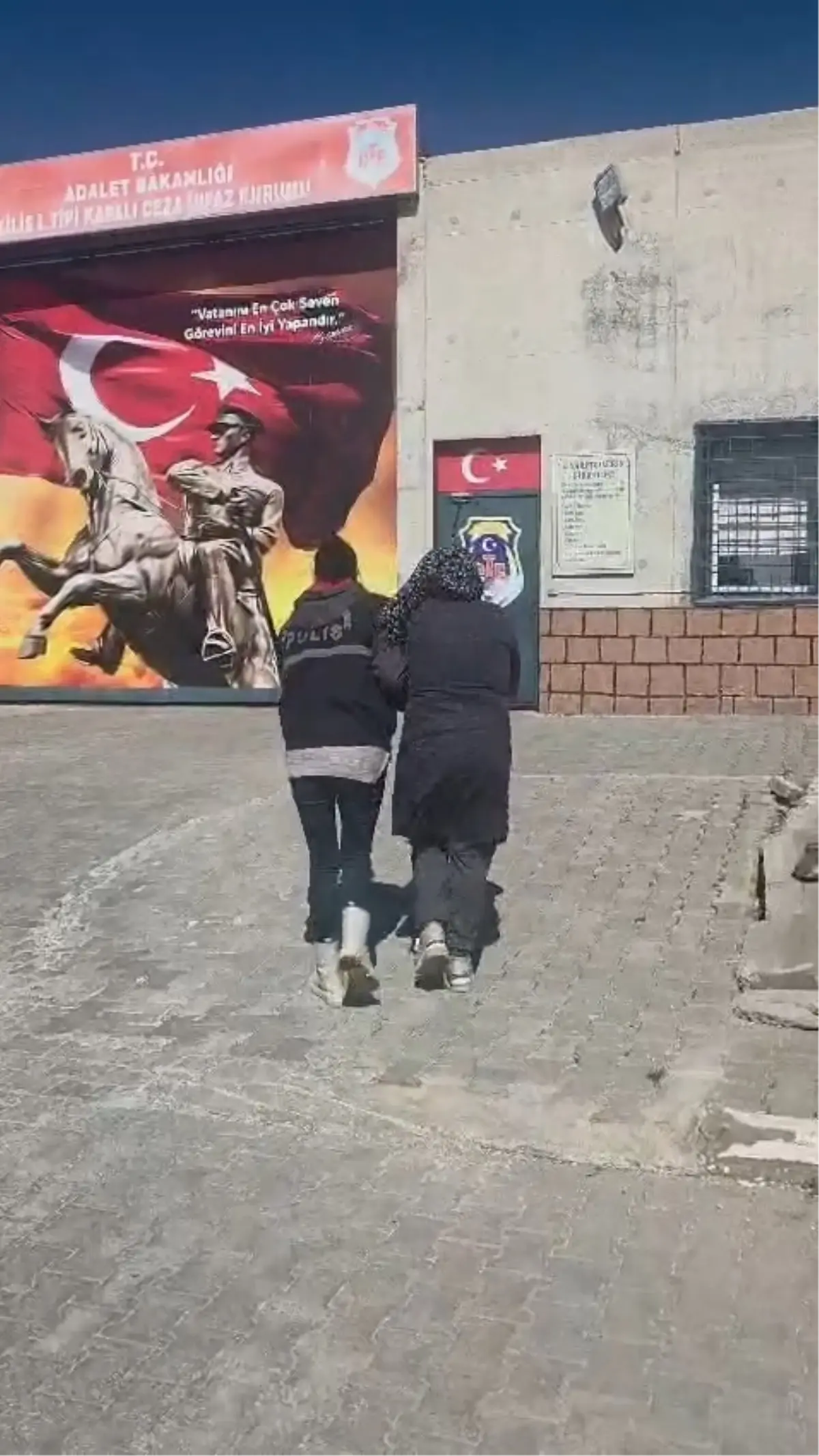 Kırıkhan’da 45 Yıl Cezası Olan Kadın Yakalandı